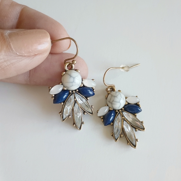 Jewelry - NEW Small Chandelier Crystal Bohemian Lightweight Drop Earrings